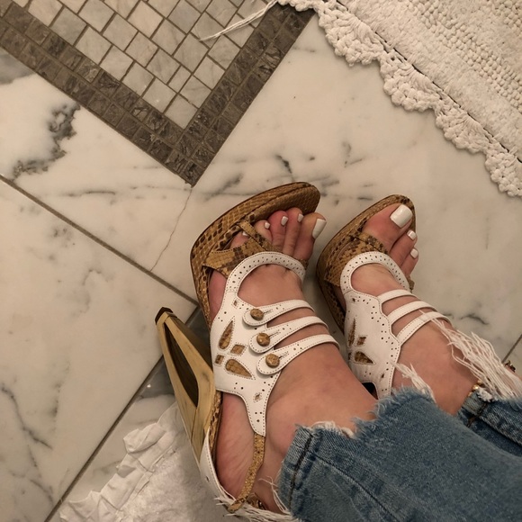 Dior Shoes - CHRISTION DIOR blue angel heels